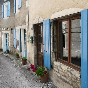  Hébergement de vacances Les Hirondelles France