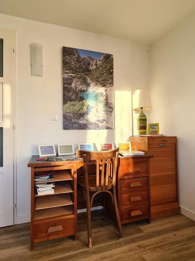 Apartment Large Private Garden, Quiet 2-Bedroom Apartment, Air Conditioning, Wifi, Parking Cassis France