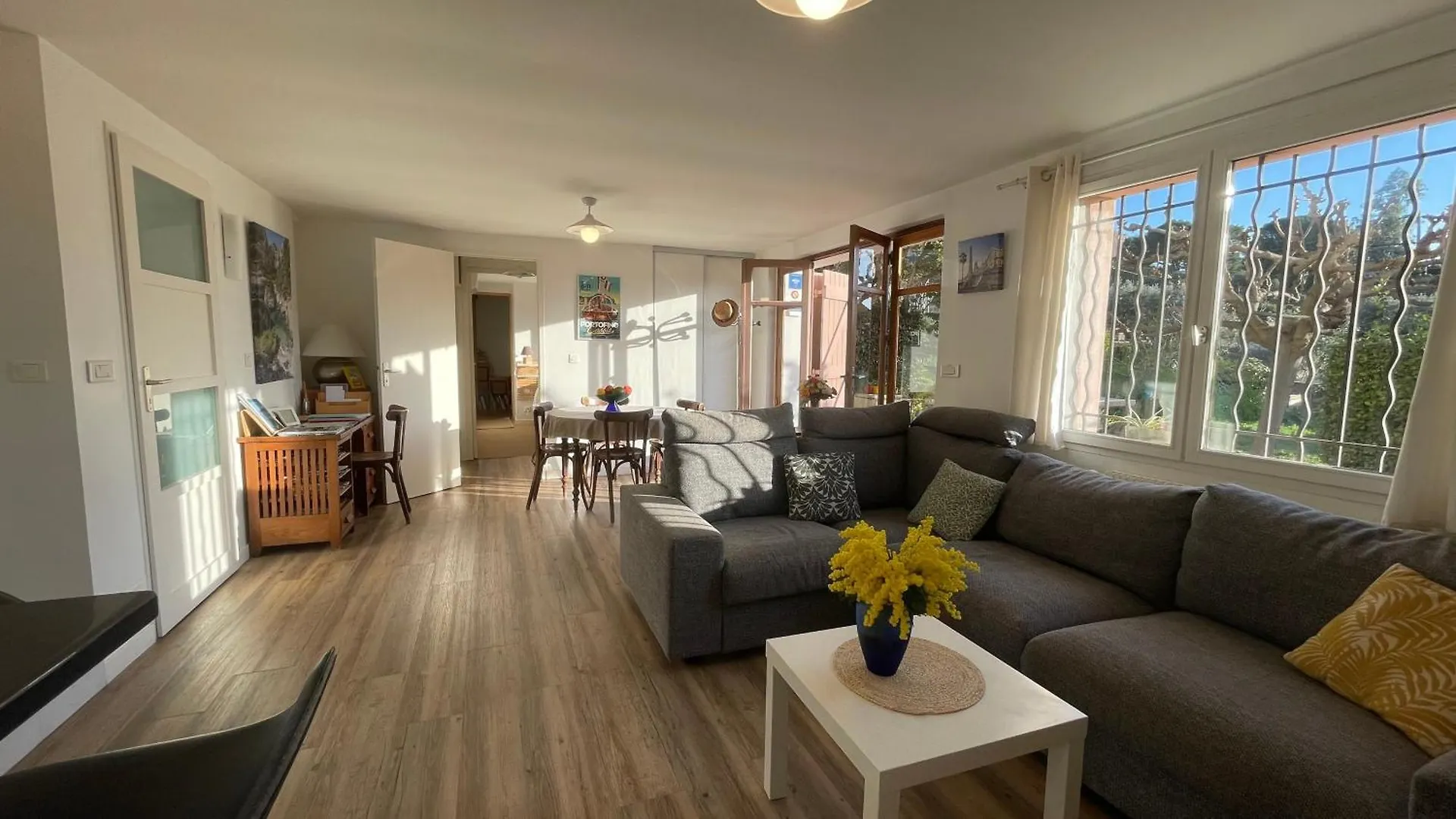 Large Private Garden, Quiet 2-Bedroom Apartment, Air Conditioning, Wifi, Parking Cassis Apartment